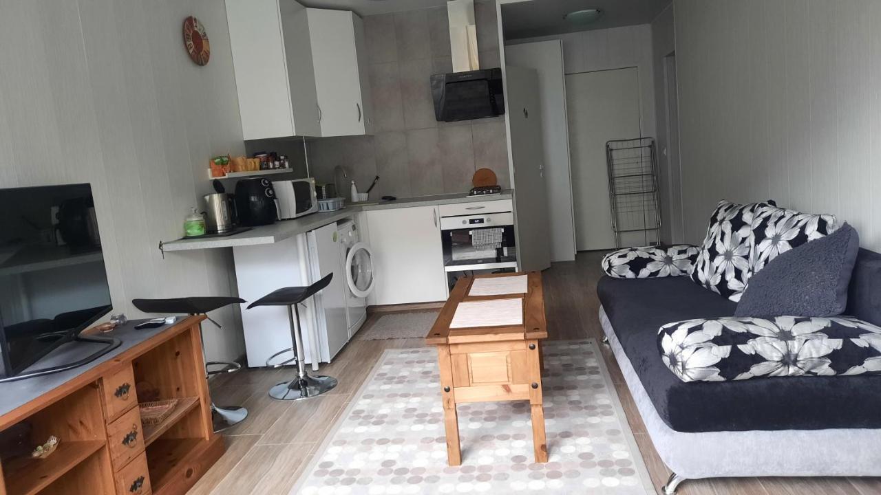Elite Flats One Bedroom Utena Esterno foto